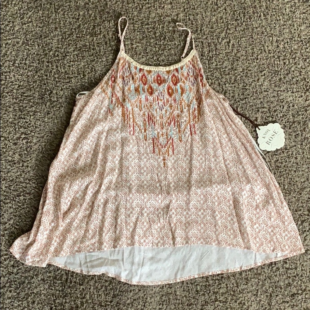 Loose spaghetti strap shirt